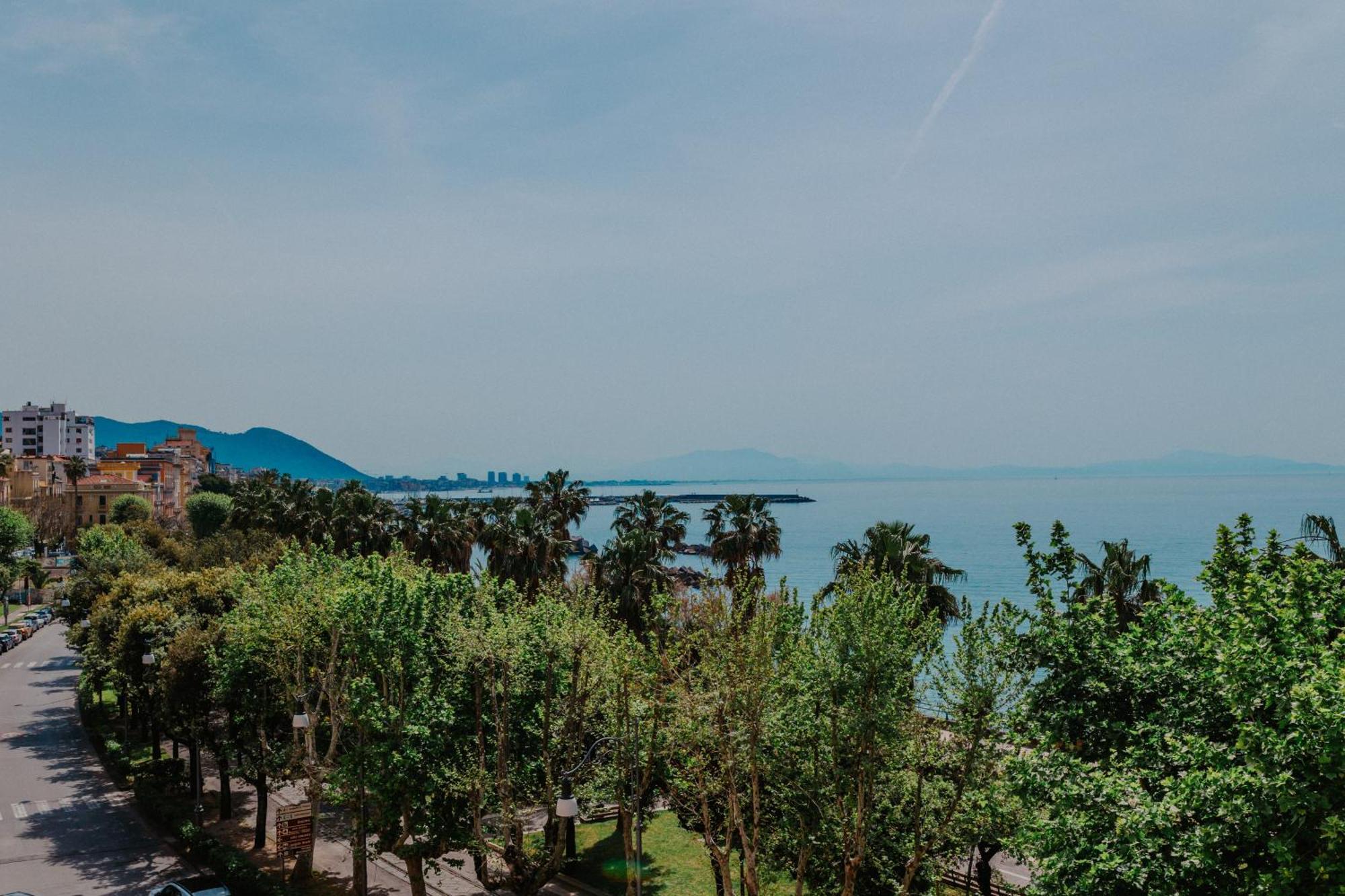 Blue Sea View Apartment Σαλέρνο Εξωτερικό φωτογραφία